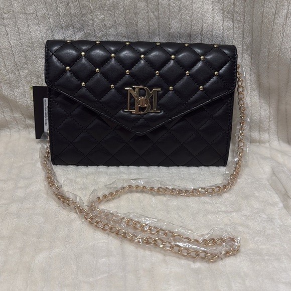 Badgley Mischka Black Diamond Quilted Crossbody - Picture 3 of 9